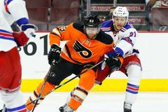 Jakub Voráček a Derek Stepan v NHL 2014-15