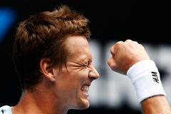 Je to tam! Berdych slaví, Nadal byl na ručník