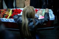 Ukrajinec s přezdívkou "Čech" hledá na Ukrajině mrtvé