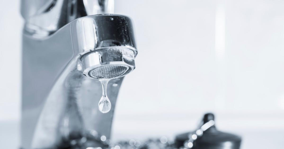 Část Prahy 4 zůstává šestým dnem bez teplé vody, znovu téct má ve středu večer