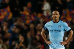 Vincent Kompany v osmifinále Ligy mistrů 2014/15