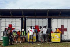 Červený kříž dodává pitnou vodu a zásoby potravin na Vanuatu