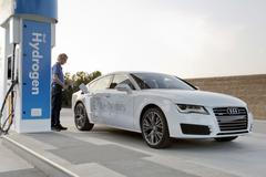 Audi tankování vodíku