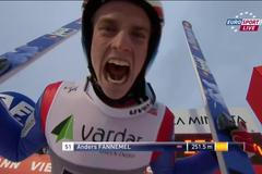 Anders Fannemel doletěl ve Vikersundu na metu 251,5 m