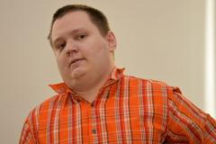 Útočník na bezdomovce u soudu