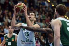 Utkání hvězd Národní basketbalové ligy, 16. března v Praze. Stefan Licartovsky z týmu Mazáci.