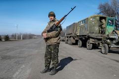 Ukrajina - vojáci - Artěmivsk - 23. 2.