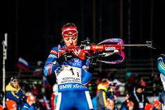 Místo medaile se biatlonistky ve štafetě trápily na střelci