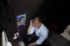 VIDEO Japonci bydlí po internetových kavárnách