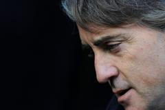 VIDEO Andreolli skolil odkopem trenéra Manciniho