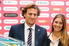 Diego Forlán s manželkou