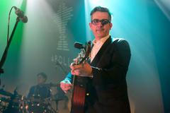 Ceny Apollo Adrian T. Bell