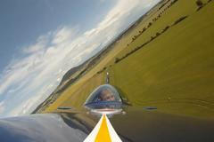 Akrobatický pilot: Při přetížení nekřičím a vidím černobíle