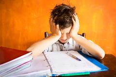 Živě: Zhloupnou kvůli covidu české děti? A je návrat do škol jen pokus? Sledujte DVTV