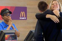 Sítě Miloše Čermáka: Hamburger za trochu lásky