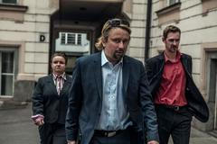 Děsí mě, že se Kancelář Blaník politikům líbí, říká scenárista seriálu