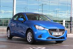 Mazda 2 - čelní