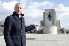 Mumie Gottwalda tady mohla být dodnes, říká historik