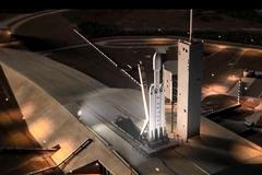 Nová nosná raketa společnosti Space X Falcon Heavy