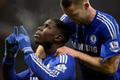 Kurt Zouma a Gary Cahill slaví gól Chelsea