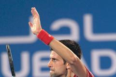 Novak Djokovič na turnaji v Abú Zabí