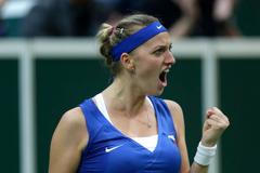 Petra Kvitová slaví vítězství nad Andreou Petkovicovou