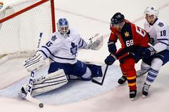 NHL: Toronto Maple Leafs at Florida Panthers (Jágr, Bernier, Pánik)