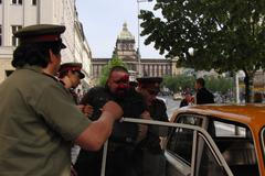 Esenbáci na Václaváku zmlátili živla a zatkli Dejdara