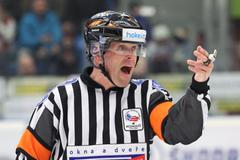 Rozhodčí: Roman Svoboda