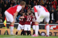 SL, Sparta-Slavia: Slávisté sledují, Sparta slaví vítězný gól