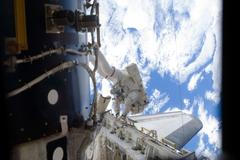 Šestapůlhodinová vesmírná procházka