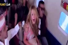 Paris Hilton napálil egyptský herec