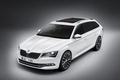 Škoda Superb Combi 2015 - čelní
