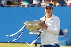 Belinda Bencicová, vítězka turnaje v Eastbourne 2015