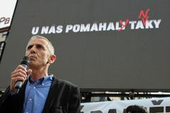 Happening na Václavském náměstí U nás pomáhali taky - proti okupaci