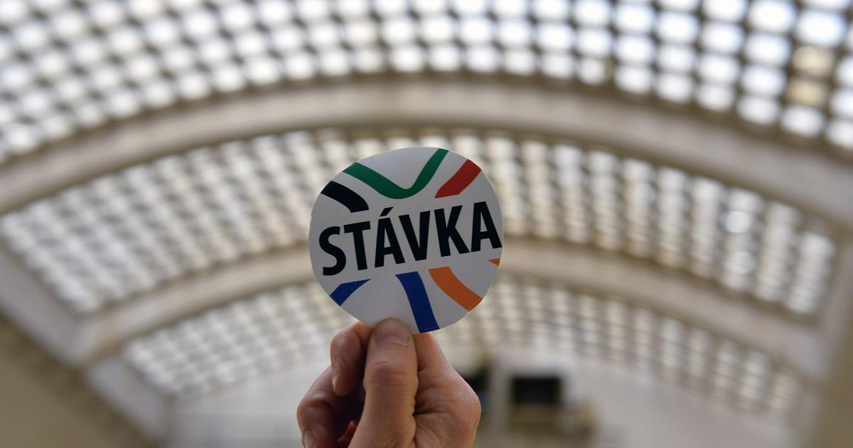 Odbory Agentury pro sociální začleňování vyhlásily stávku kvůli reorganizacím