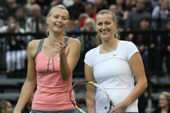 Ruská tenistka Maria Šarapovová hraje na exhibici v O2 aréně.