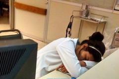 Syndrom vyhoření ohrožuje třetinu zdravotníků i pacienty