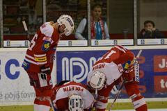 Baráž, Slavia-Motor ČB: zraněný Jan Poletín