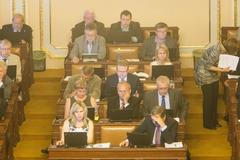 Mimořádná schůze poslanecké sněmovny