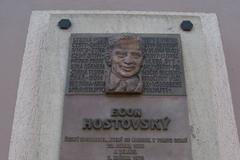 Hostovského pamětní deska