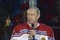Vladimír Putin při benefičním zápase National Amateur Ice Hockey Teams Festival