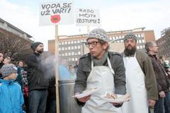 Demonstrace za Činoherní studio v Ústí nad Labem