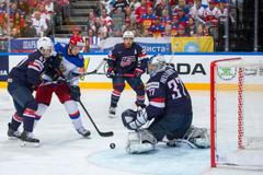 MS 2015, SF USA-Rusko: Connor Hellebuyck - Vladimir Tarasenko (91)