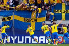 John Guidetti slaví gól Švédska na ME 21