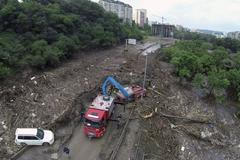 Záběry z dronu: Jak povodeň zdevastovala gruzínské Tbilisi