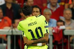 Liga mistrů, Bayern-Barcelona: Neymar  a Lionel Messi slaví gól
