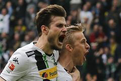 Oscar Wendt a Havard Nordtveit (Borussia Mönchengladbach)