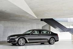 BMW 7 2015
