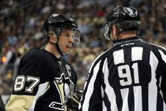 NHL: St. Louis Blues at Pittsburgh Penguins